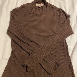 Brown long sleeve turtle neck top